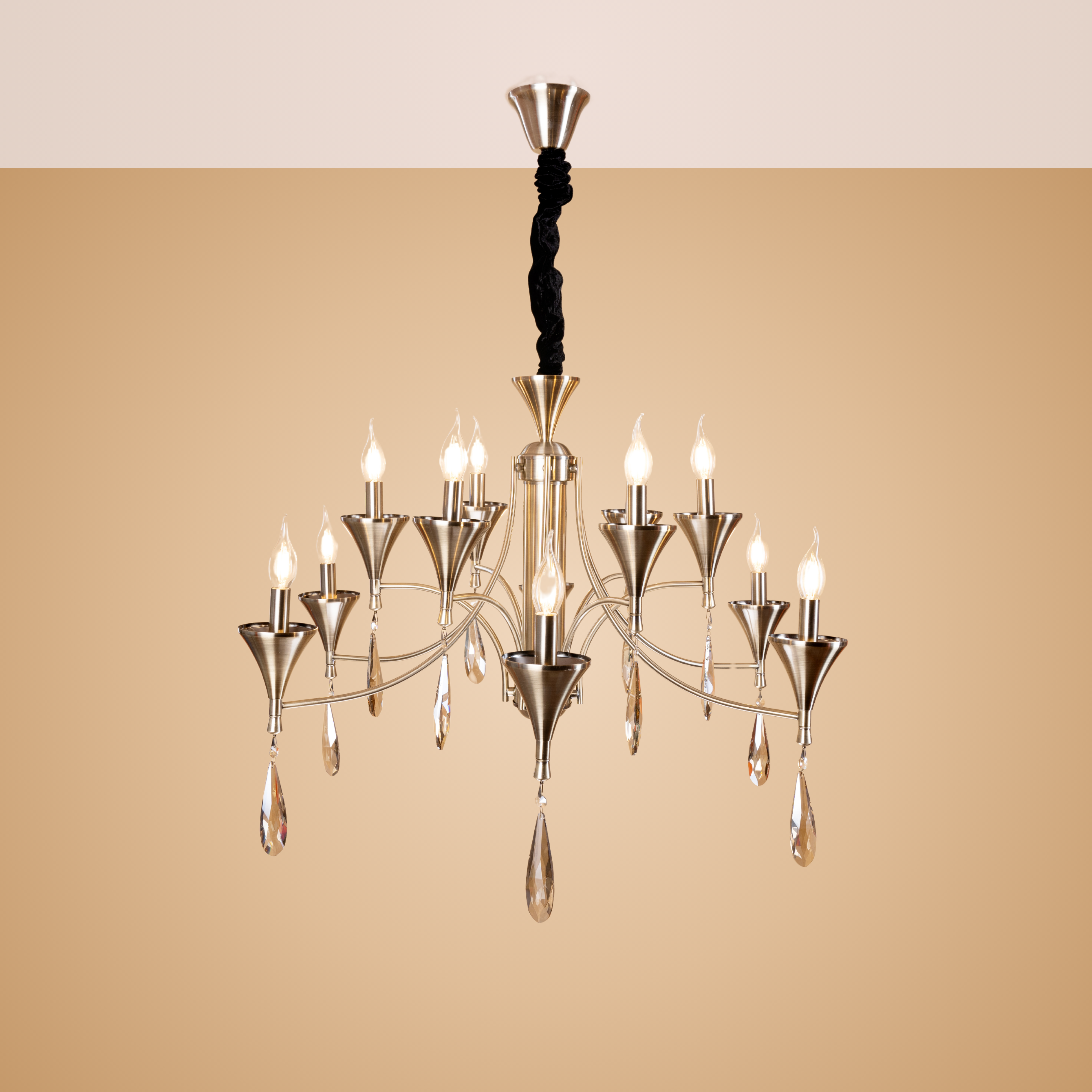 Grand Manor Chandelier - Teenbatti