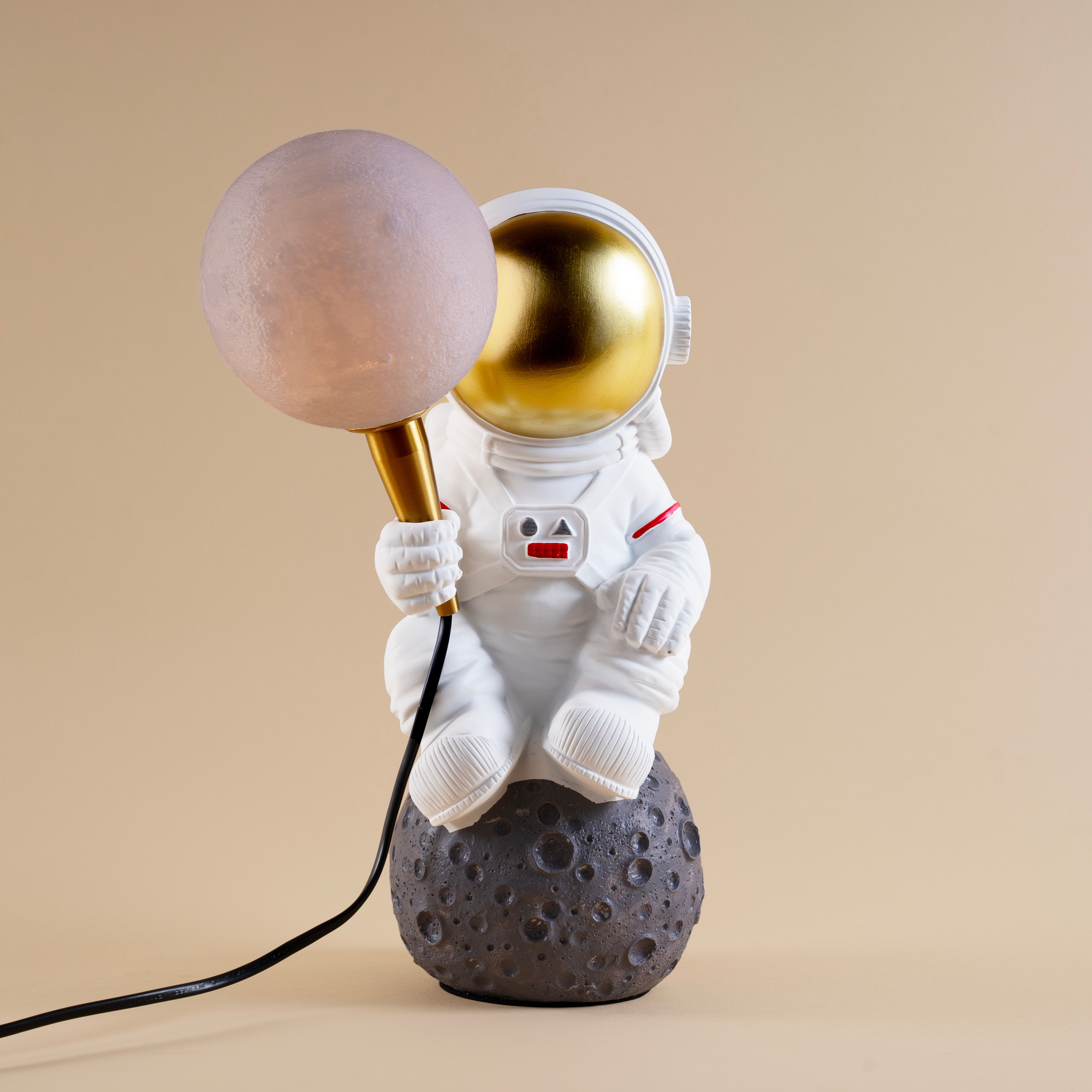 Astronaut Moon Lamp - Teenbatti
