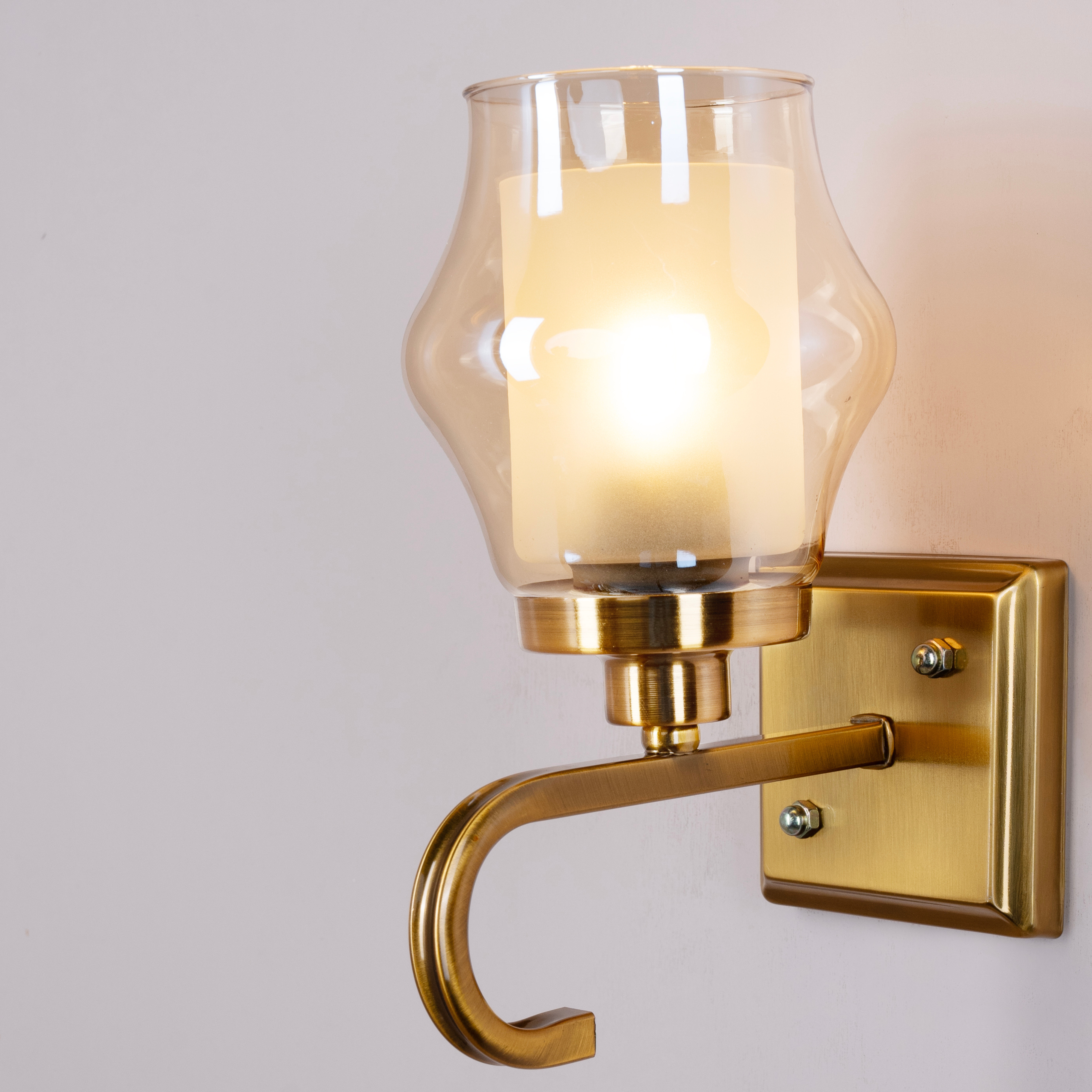 Hooked Wall Light - Teenbatti