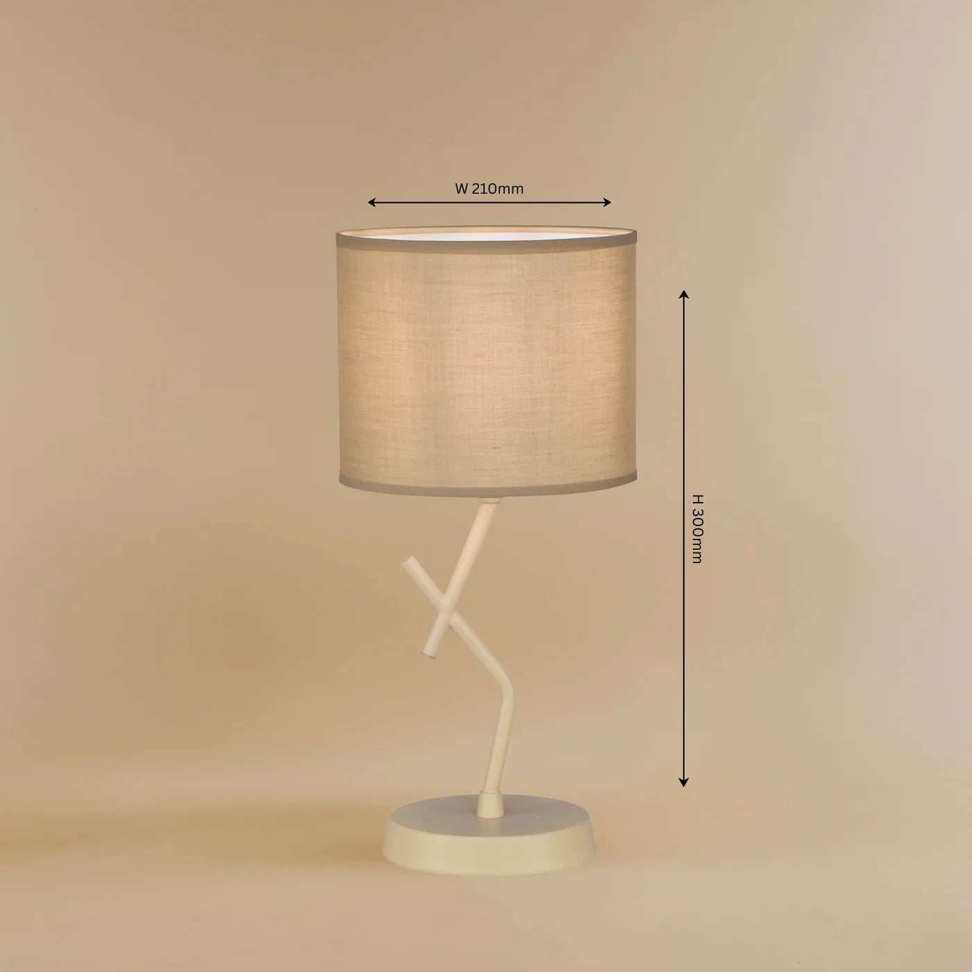The Minimalist Muse Table Lamp - Teenbatti