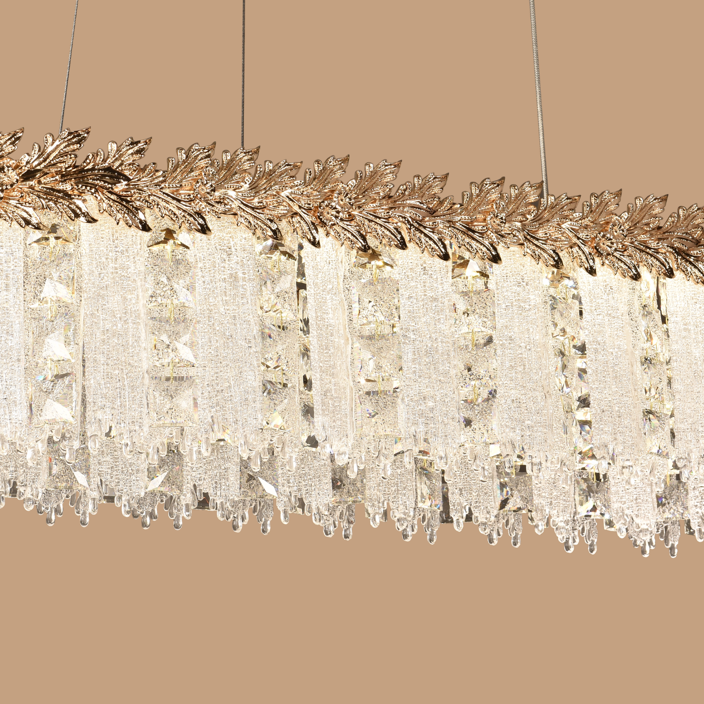 The Laurel Frost Oval Pendant