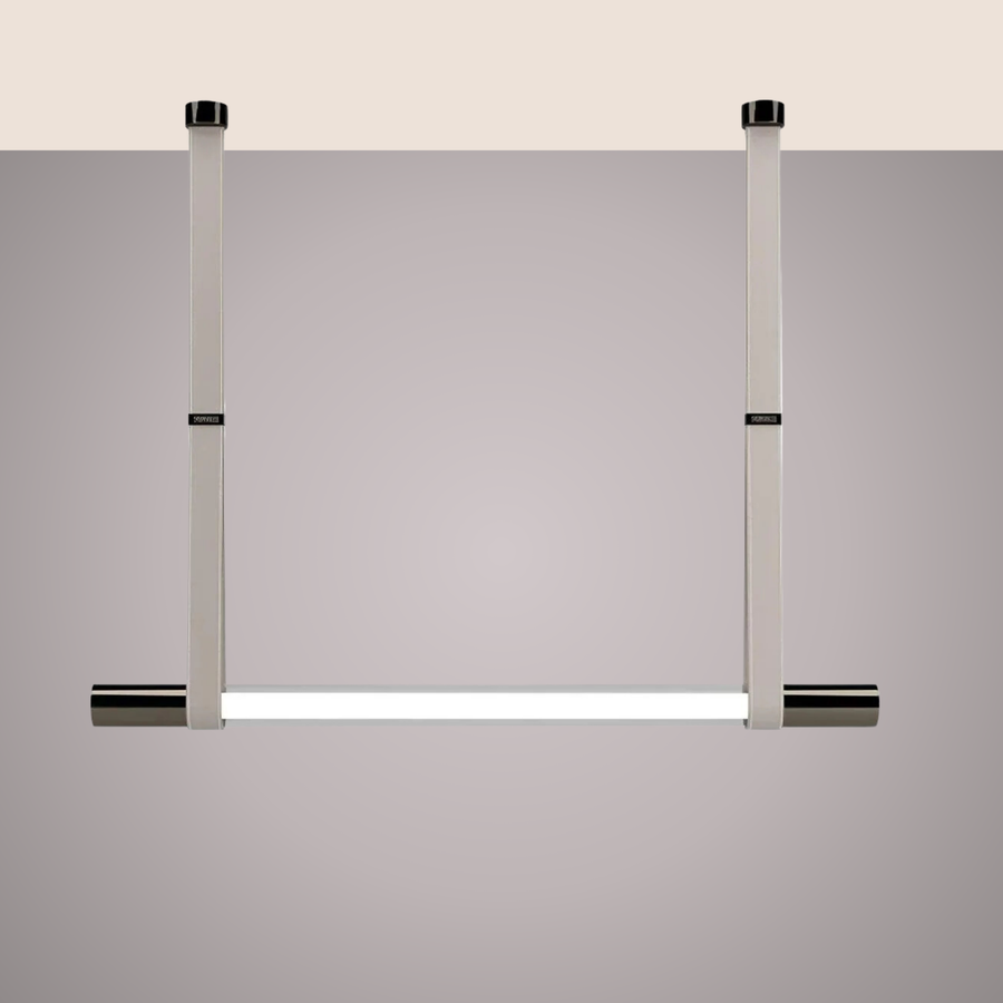 Equilibria Linear Light