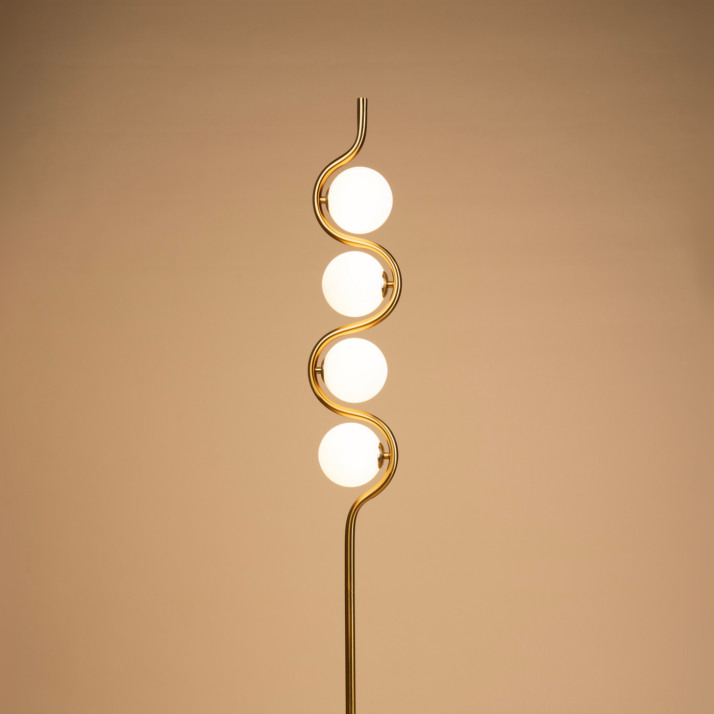 Serpentine Glow Floor Lamp - Teenbatti