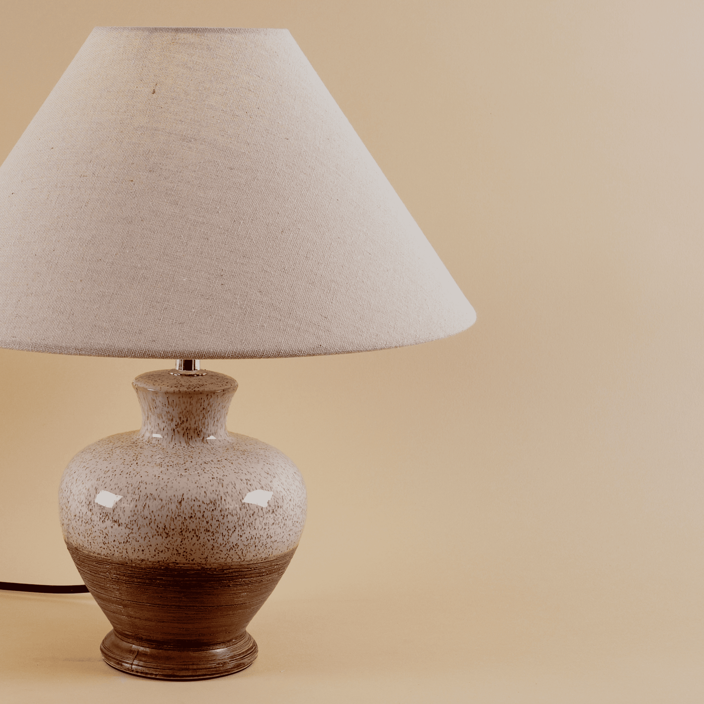 Rustic Glow Table Lamp - Teenbatti