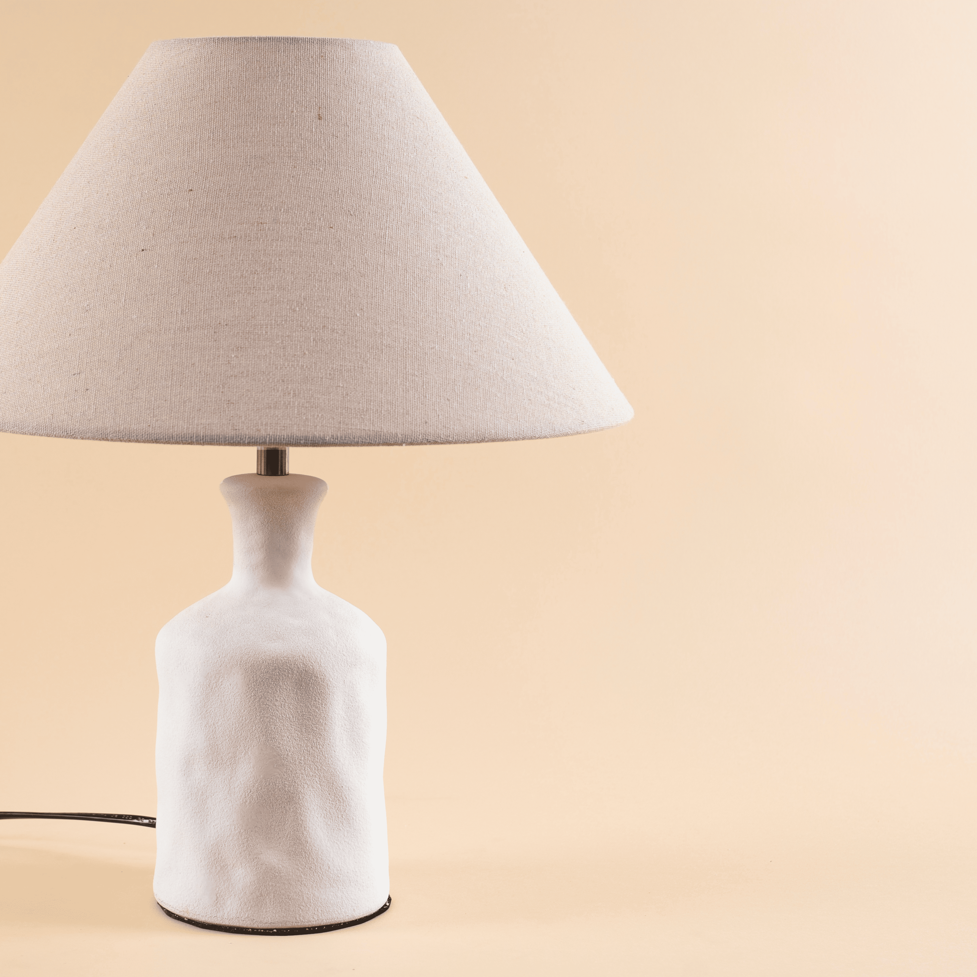Rustic Elegance Table Lamp - Teenbatti