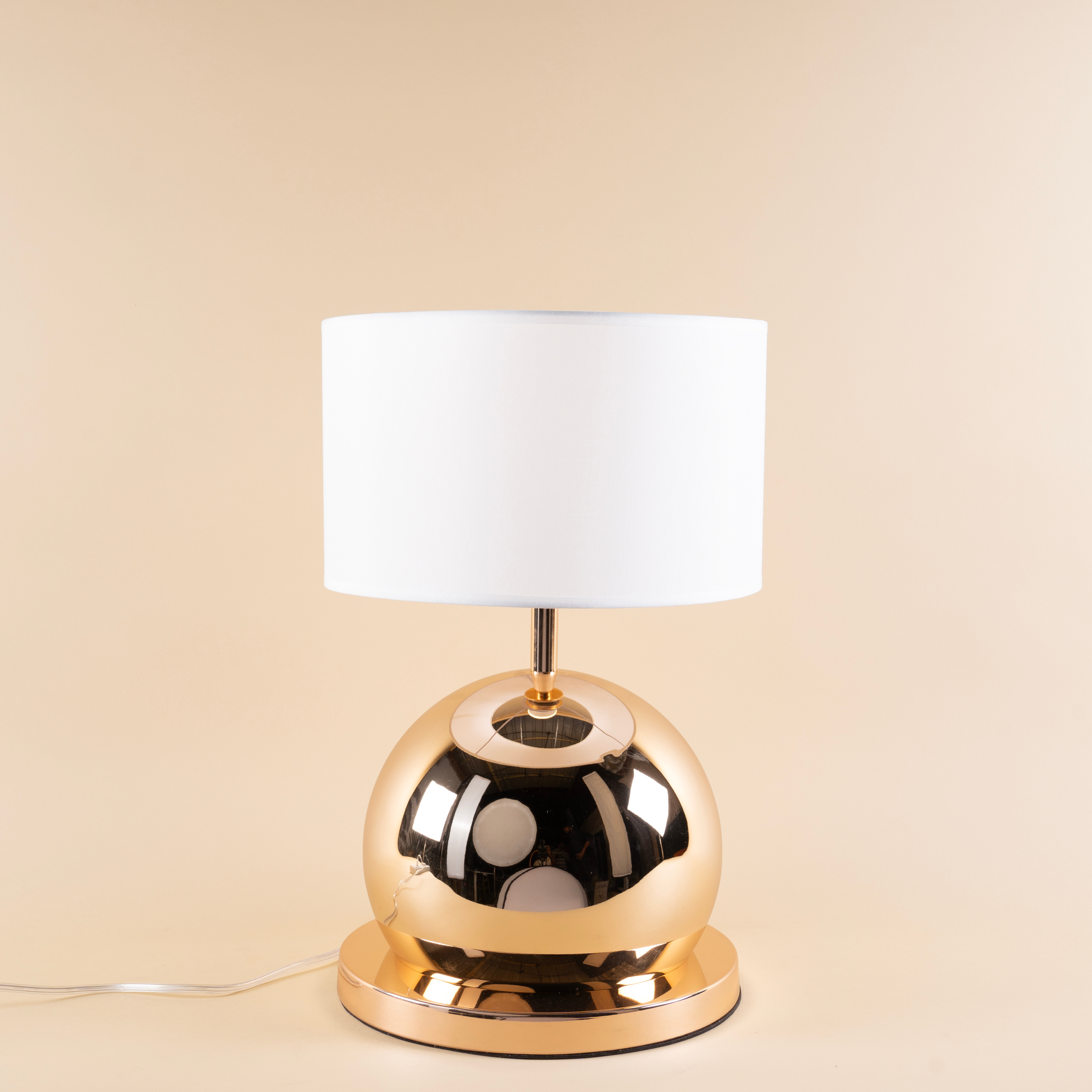 Celestial Spire Table Lamp - Teenbatti