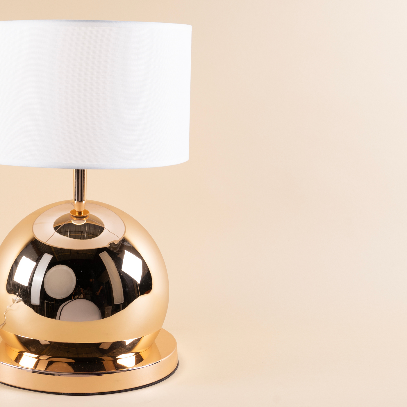 Celestial Spire Table Lamp - Teenbatti