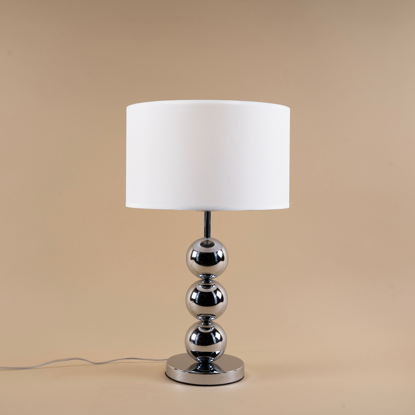Modern Elegance Table Lamp - Teenbatti