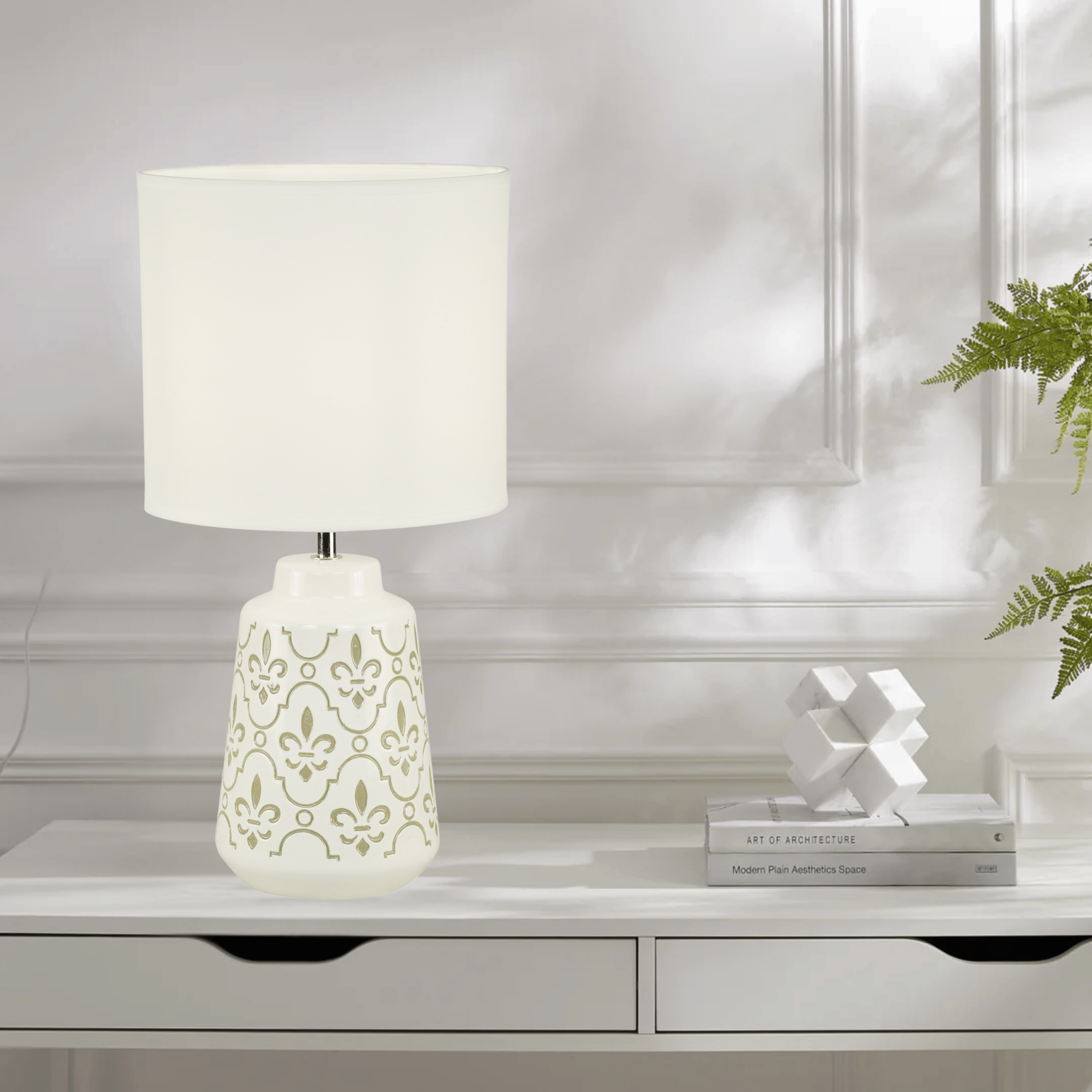 Fleur de Lis Table Lamp - Teenbatti