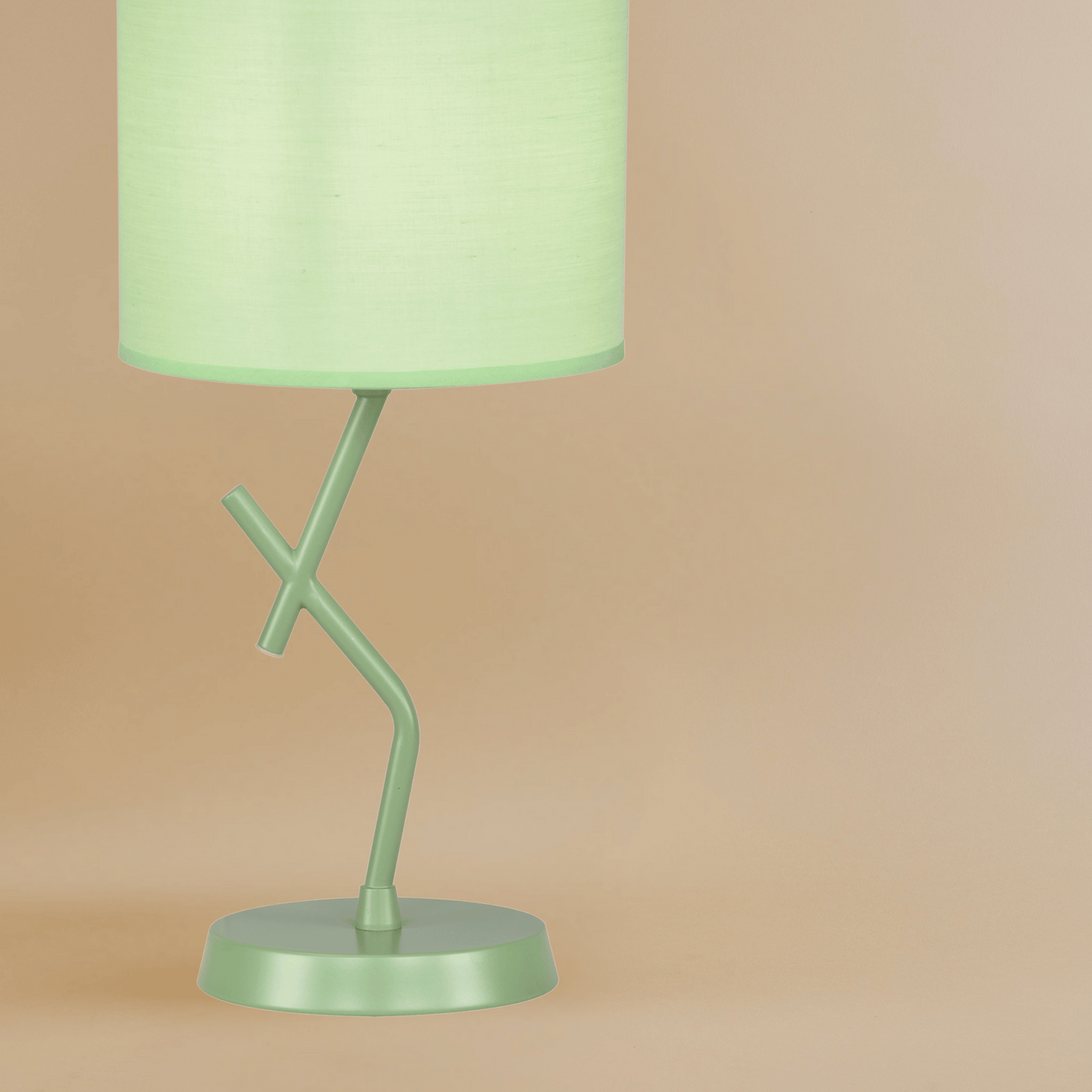 The Minimalist Muse Table Lamp - Teenbatti
