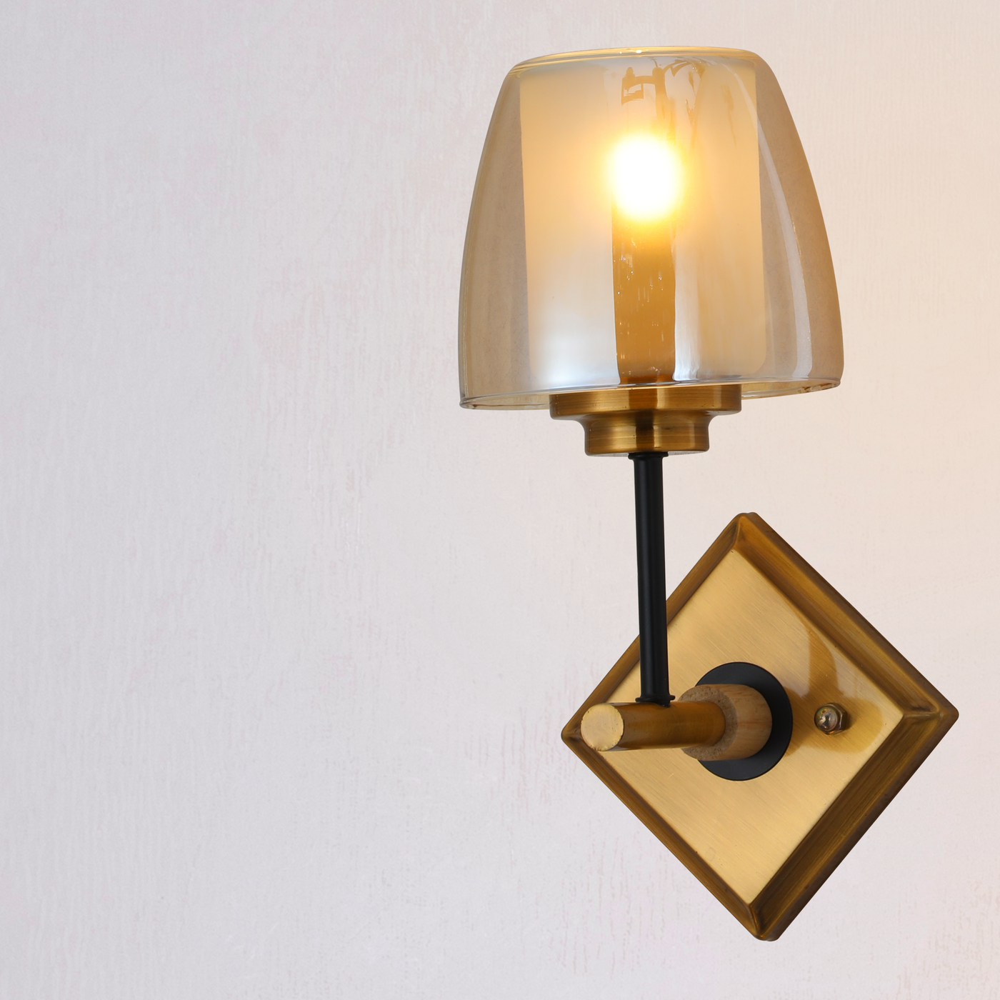 Amberglow Wall Light - Teenbatti