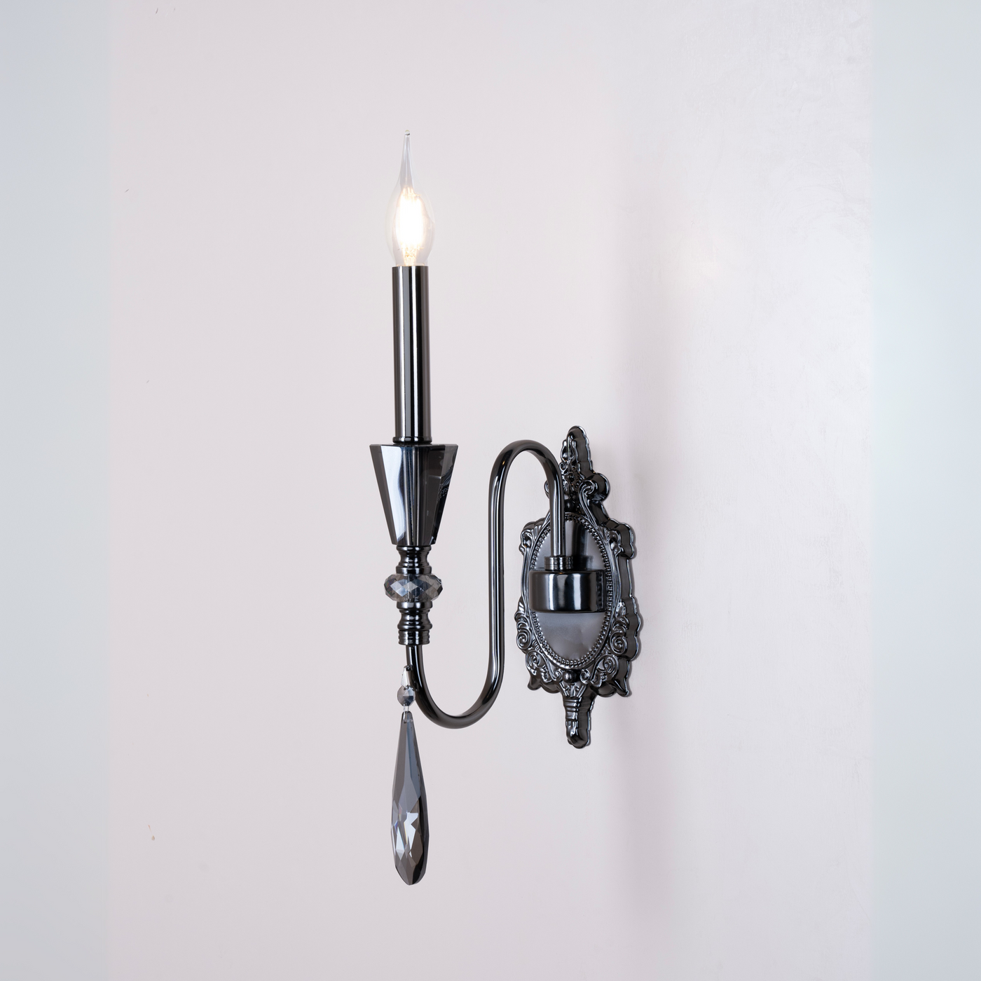 The Grand Marquis Wall Light - Teenbatti