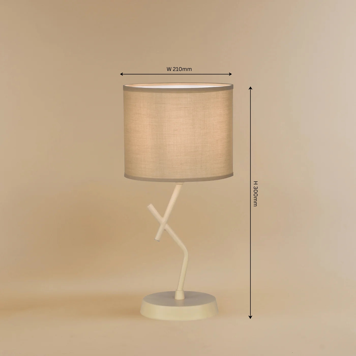 The Minimalist Muse Table Lamp